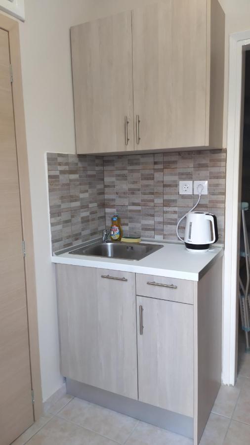 La Apartment *